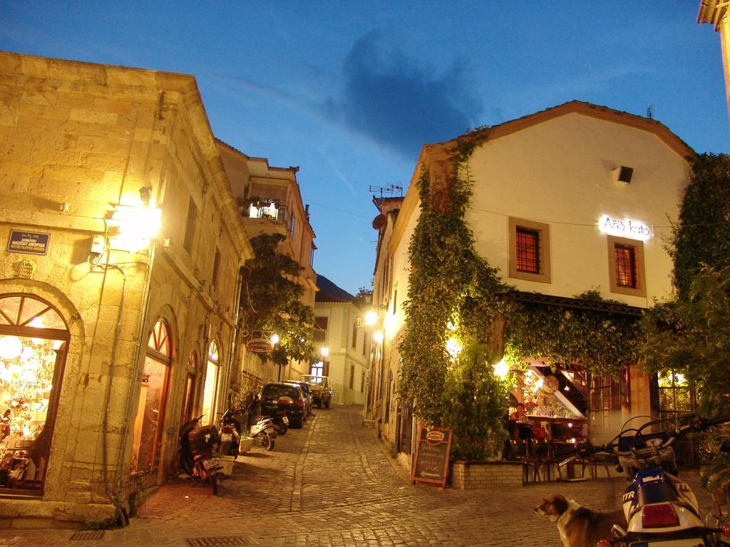 Guesthouse Xenios Zeus Stavroupoli Luaran gambar