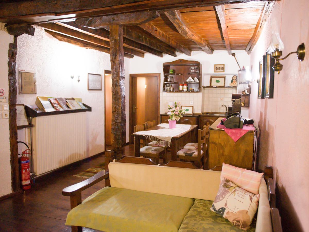 Guesthouse Xenios Zeus Stavroupoli Luaran gambar
