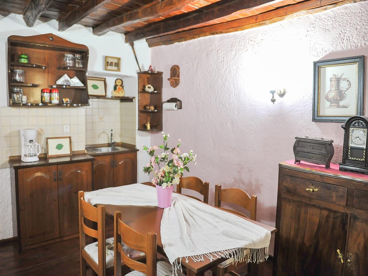 Guesthouse Xenios Zeus Stavroupoli Luaran gambar